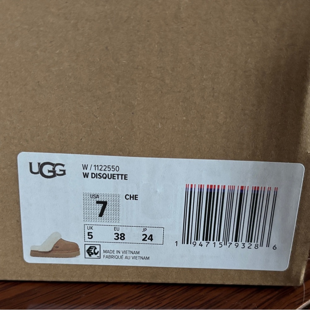 NIB UGG Brown Shearling ‘Disquette’ Slides - Picture 8 of 10